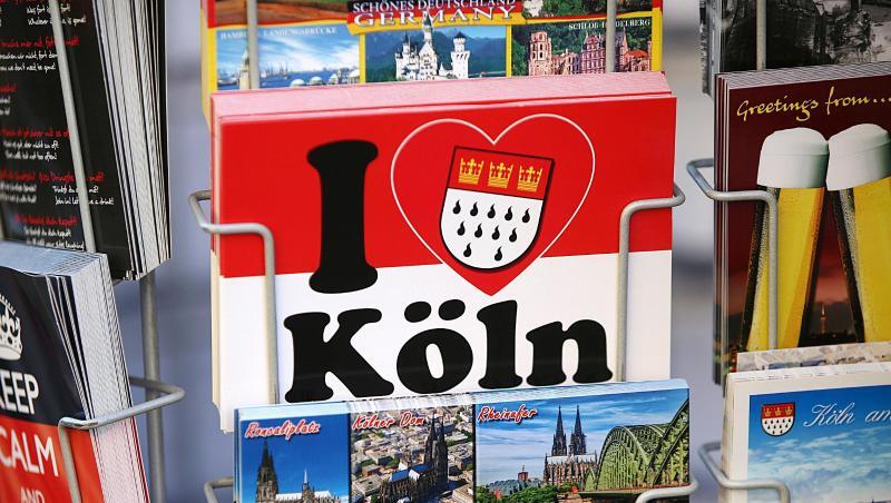 Es gibt sie auch im digitalen Zeitalter noch: die gute, alte Postkarte. Es gibt sie auch im digitalen Zeitalter noch: die gute, alte Postkarte.