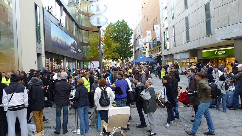 Verkaufsstart des iPhone 5 in München: Bilder vom Ansturm auf den Apple-Store in der Rosenstraße
