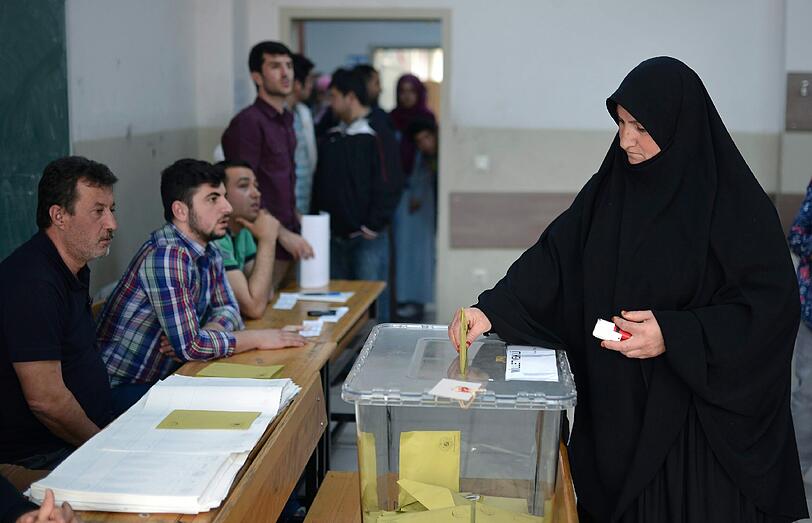 53 Millionen Türken wählen am Sonntag ein neues Parlament.
