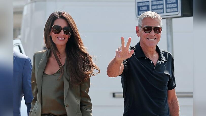 George Clooney und seine Ehefrau Amal sind in Venedig angekommen. George Clooney und seine Ehefrau Amal sind in Venedig angekommen.