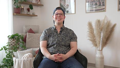 Linda (30) sieht sich als Energieb&uuml;ndel.