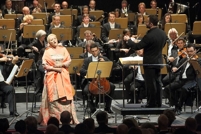 Diana Damrau und Kirill Petrenko beim Akademiekonzert im Nationaltheater.