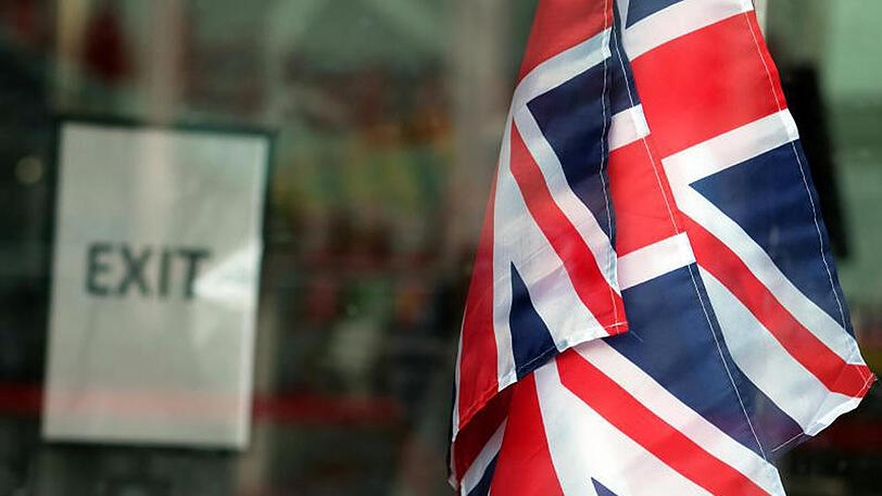 Befürchtungen, das Brexit-Votum vom vergangenen Sommer könnte die britische Wirtschaft in einen Schockzustand versetzen, haben sich damit bisher nicht bewahrheitet.