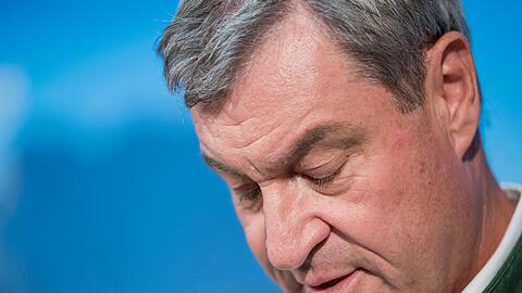 CSU-Chef S&ouml;der w&uuml;rde die AfD zwar auch am liebsten verbieten, aber er zweifelt an einem Verbotsverfahren.
