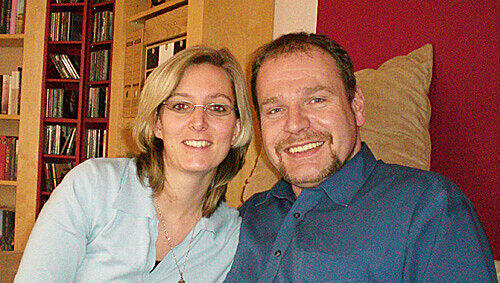 Lernten sich auf einer "Singlereise" kennen und lieben: Grit Schiller und Horst Janke. Lernten sich auf einer "Singlereise" kennen und lieben: Grit Schiller und Horst Janke.