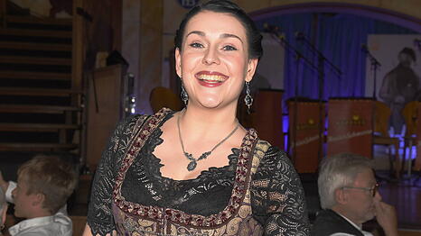 Anita Eichhorn musste einige Fr&ouml;sche k&uuml;ssen, ehe sie ihren Prinzen Alex fand.