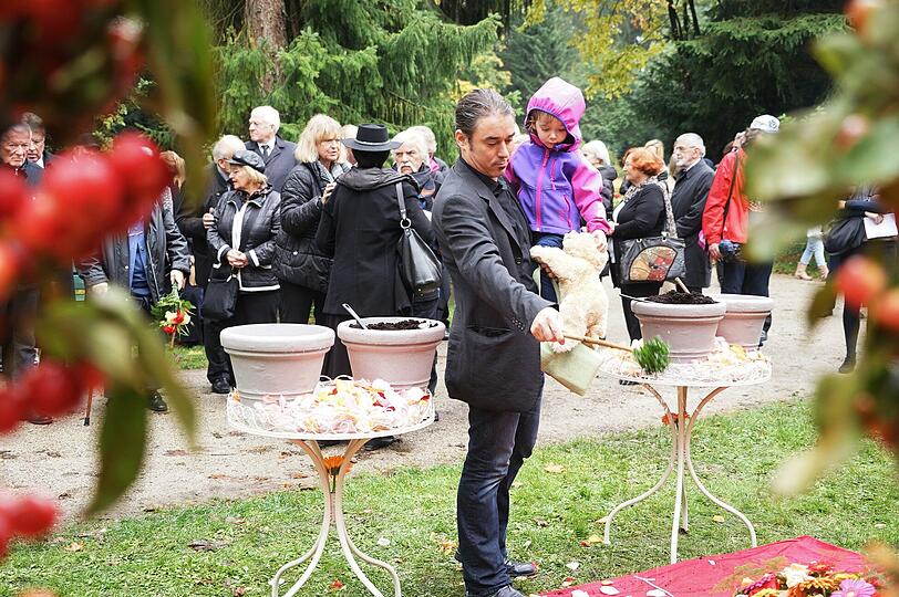Am Mittwoch wurde Ellis Kaut beerdigt: Die Bilder!