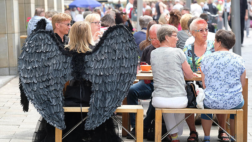 26. Wave-Gotik-Treffen am Pfingstwochenende in Leipzig. Die besten Bilder in Schwarz.