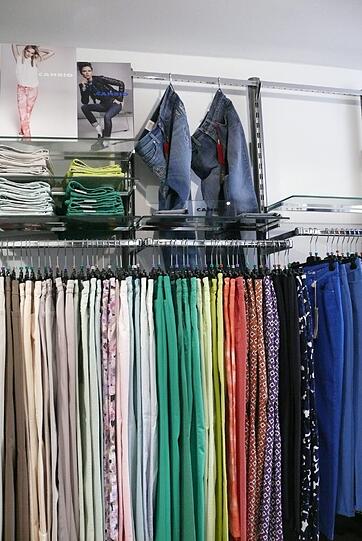 Cambio-Hosen sind ein großer Renner bei Flair Damenmode in München Neuhausen