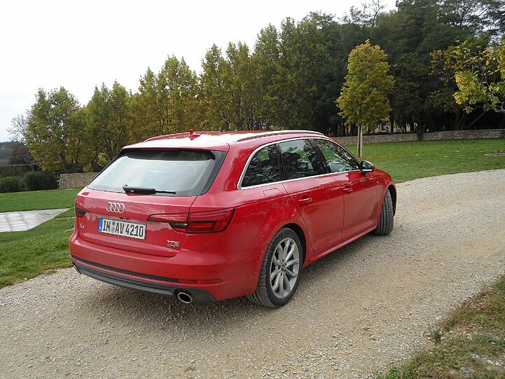 Neue Größe: Der Audi A4 Avant macht aus jeder Perspektive eine gute Figur.