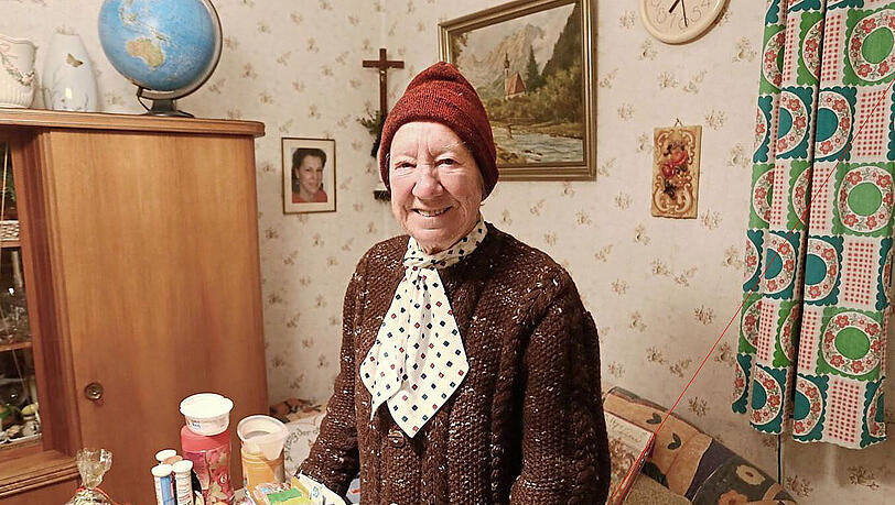 „Mir fehlt es an nichts, ich kann jeden Tag aufstehen und ich werde noch gebraucht“, sagt die Münchnerin Franziska D., die mit 86 noch immer arbeitet und sich zu ihrer kleinen Rente Geld dazu verdient. „Mir fehlt es an nichts, ich kann jeden Tag aufstehen und ich werde noch gebraucht“, sagt die Münchnerin Franziska D., die mit 86 noch immer arbeitet und sich zu ihrer kleinen Rente Geld dazu verdient.