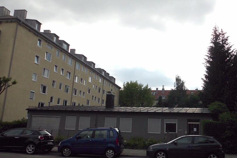 "Fast unbemerkt von der übrigen Münchner Bevölkerung mausert sich ein kleines Stadtgebiet in Schwabing-West."