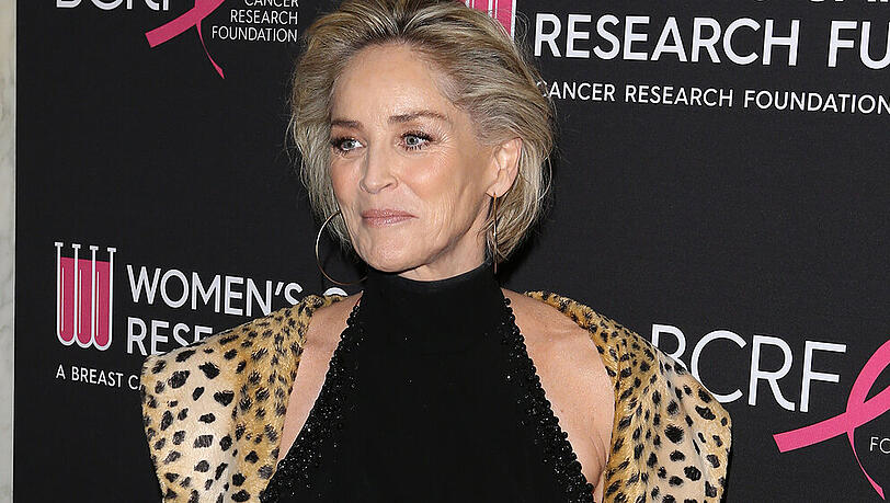 "Ein intensiver Moment": Sharon Stone wurde einst von einem Blitz getroffen. "Ein intensiver Moment": Sharon Stone wurde einst von einem Blitz getroffen.
