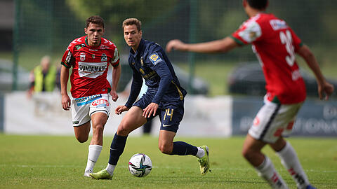 Trainingslager in Windischgarsten: Dennis Dressel während des Testspiels der Löwen gegen den SV Ried (0:1).