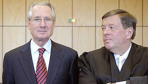 Klaus Zumwinkel und Anwalt Hanns Feigen. Klaus Zumwinkel und Anwalt Hanns Feigen.