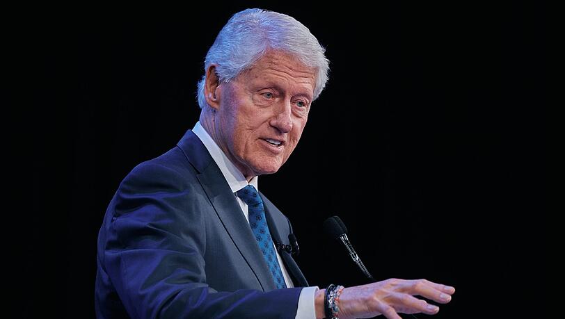 Nach Ex-Außenministerin Hillary Clinton hat nun ihr Mann, der frühere US-Präsident Bill Clinton, vor einem Ausschuss des US-Kongresses ausgesagt. (Archivbild) Nach Ex-Außenministerin Hillary Clinton hat nun ihr Mann, der frühere US-Präsident Bill Clinton, vor einem Ausschuss des US-Kongresses ausgesagt. (Archivbild)
