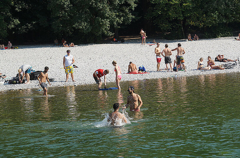 Bilder vom Flaucher - wo alles im Fluss ist...