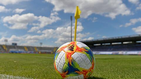 Der Ball rollt in der Saison 2020/21 für den TSV 1860 München auch im Grünwalder Stadion.
