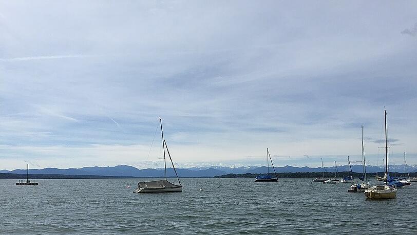 Der Starnberger See ist bei Hobbyanglern beliebt.