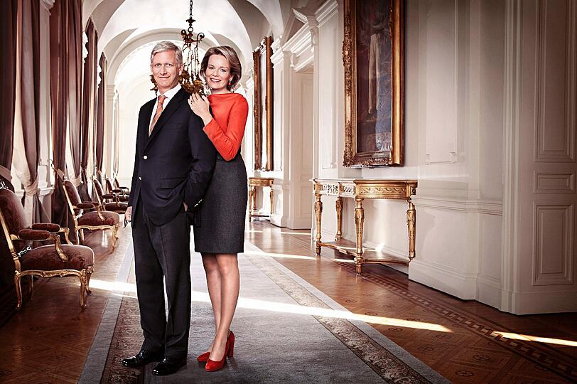 Da waren sie noch Prinz und Prinzessin: Philippe und Mathilde von Belgien auf dem offiziellen Foto des Palastes vor der Krönung.