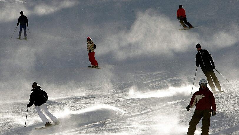 Am Mattherhorn in der Schweiz können Ski- und Snowboardfahrer ordentlich Pistenkilometer sammeln. Am Mattherhorn in der Schweiz können Ski- und Snowboardfahrer ordentlich Pistenkilometer sammeln.