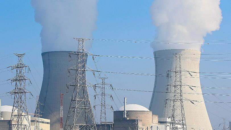 Das belgische Atomkraftwerk Tihage unweit der deutschen Grenze. Das belgische Atomkraftwerk Tihage unweit der deutschen Grenze.