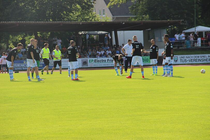 Bereits im vergangenen Sommer trafen sich der TSV 1860 und der FC Basel zum Testkick in Geretsried.