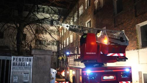 Großalarm für die Feuerwehr in der Raabstraße im Nürnberger Stadtteil Eberhardshof. Großalarm für die Feuerwehr in der Raabstraße im Nürnberger Stadtteil Eberhardshof.