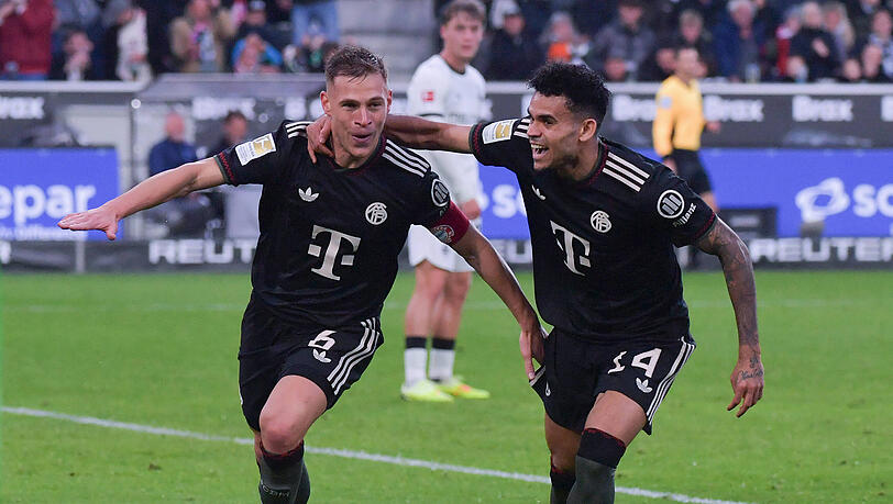 Und ich flieg, flieg, flieg wie ein Sieger: Joshua Kimmich nach seinem Tor gegen Gladbach. Und ich flieg, flieg, flieg wie ein Sieger: Joshua Kimmich nach seinem Tor gegen Gladbach.