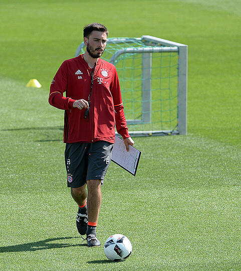 Die Bilder vom fünften Tag im Trainingslager des FC Bayern in Doha.