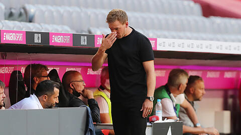 Drittes Testspiel, zweite Niederlage: Bayern-Trainer Julian Nagelsmann beim 0:2 gegen Borussia Mönchengladbach.
