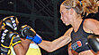 Chrissie Theiss bleibt Kickbox-Weltmeisterin. Chrissie Theiss bleibt Kickbox-Weltmeisterin.