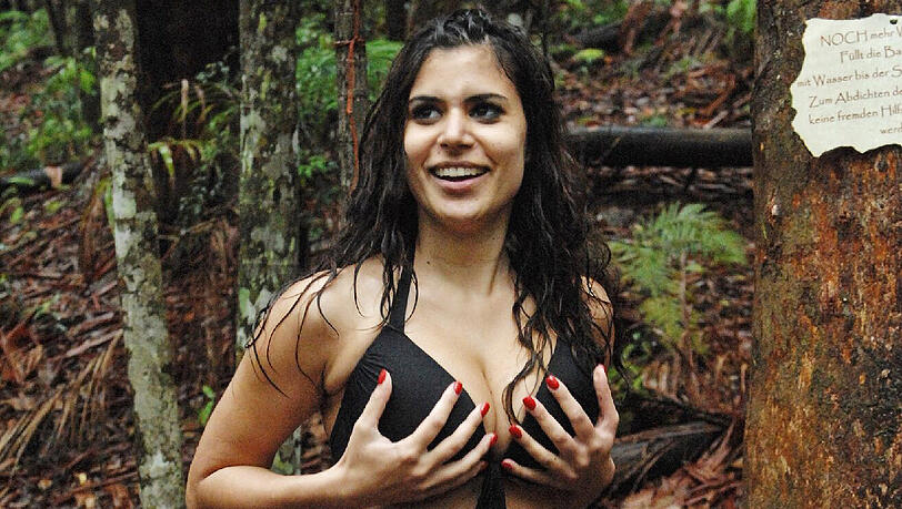 Tanja Tischewitsch zieht nun doch nicht ins RTl-Sommer-Dschungelcamp ein. Tanja Tischewitsch zieht nun doch nicht ins RTl-Sommer-Dschungelcamp ein.