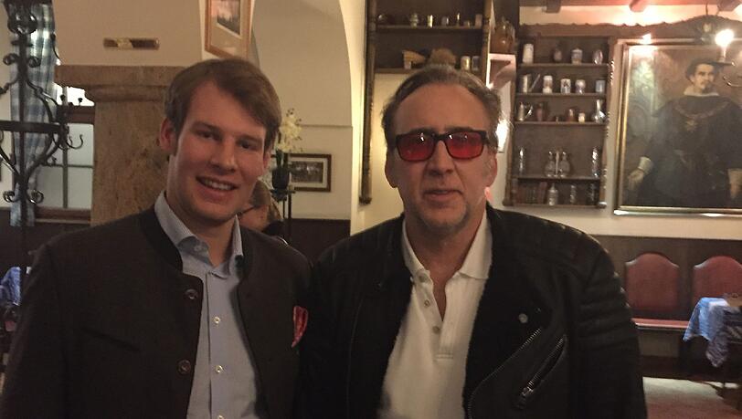 Im Franziskaner: US-Star Nicolas Cage mit Wirt Mathias Reinbold (l.). Im Franziskaner: US-Star Nicolas Cage mit Wirt Mathias Reinbold (l.).