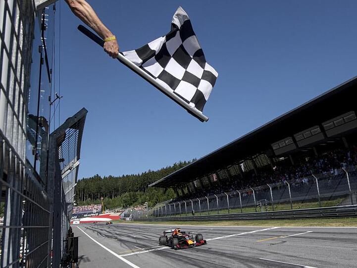 Die Formel-1-Saison startet in Österreich.