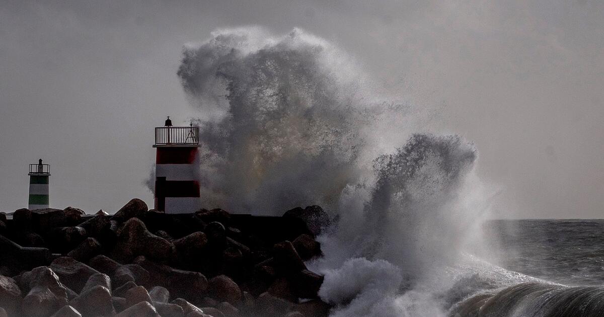 Portugal-k-mpft-mit-neuen-Unwettern-und-bervollen-Stauseen
