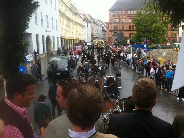Am Marienhof.