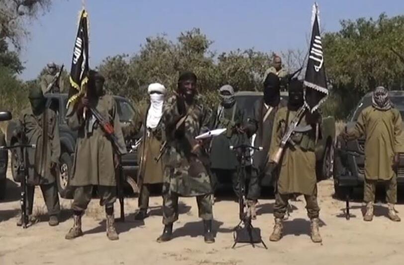 Die Terrorgruppe Boko Haram hat wahrscheinlich bis zu 350 Frauen und Kinder entführt.