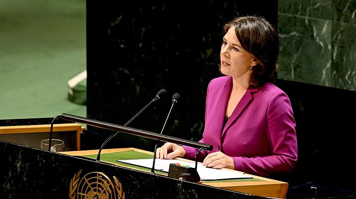 Annalena Baerbock prangert die "rücksichtslose nukleare Rhetorik" Russlands an.