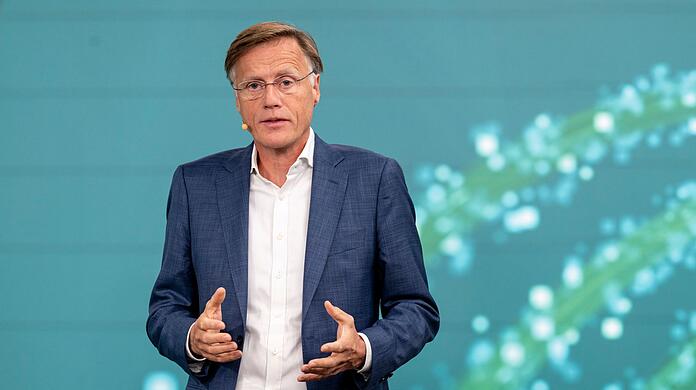 Der Infineon-Chef Jochen Hanebeck hat sich in der Asyldebatte zu Wort gemeldet. (Archivbild)