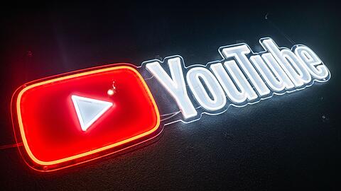 Nach einem Landgerichtsurteil m&uuml;ssen gesponserte YouTube-Videos klarer als bislang als Werbung gekennzeichnet werden.