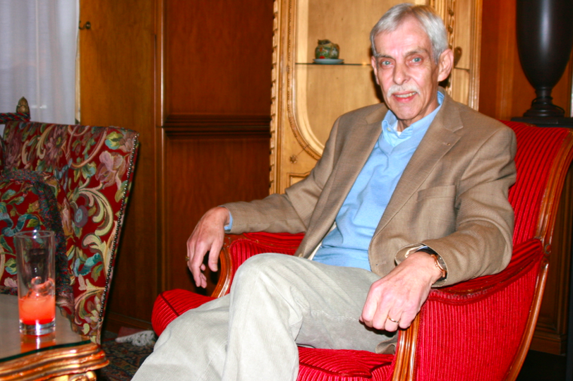 Schneider in der Hotellounge des Colonna Palace am Piazza Montecitorio