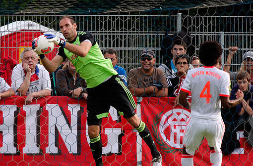 In Aktion: Torhüter Tom Starke.