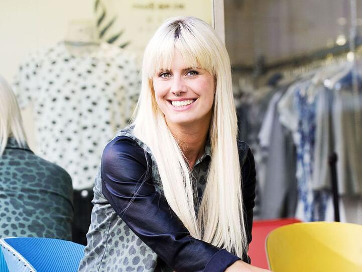 Pia Tillmann startet jetzt auch auf Youtube durch