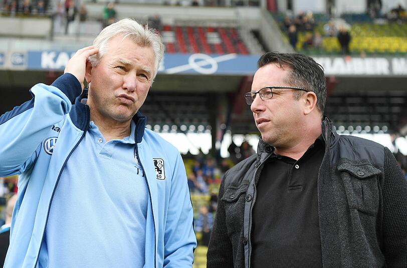 Ex-Löwen-Trainer Benno Möhlmann und der Karlsruher Coach Markus Kauczinski (r.)