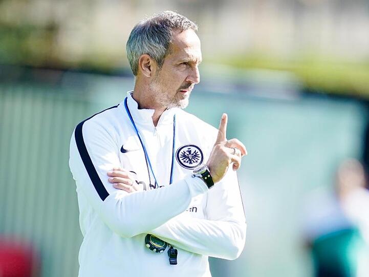 Hat mit seinem Team den FC Arsenal zu Gast: Eintracht-Coach Adi Hütter.