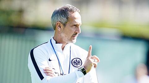 Hat mit seinem Team den FC Arsenal zu Gast: Eintracht-Coach Adi Hütter.