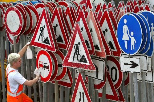 Diese Schilder werden auch weiterhin gebraucht - andere hingegen nicht