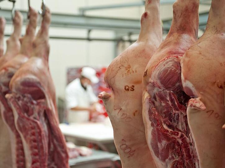 Das in nordbayerischen Supermärkten verkaufte Schweinefleisch dürfte keine überhöhten Dioxin-Werte aufgewiesen haben.
