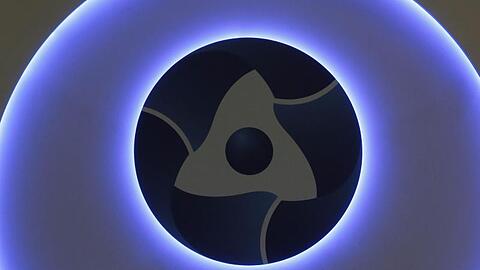 Das Logo der russischen Atombehörde Rosatom.